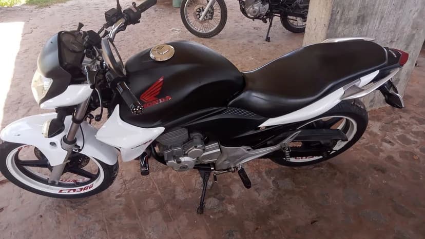 Cb 300 9.500 R$
