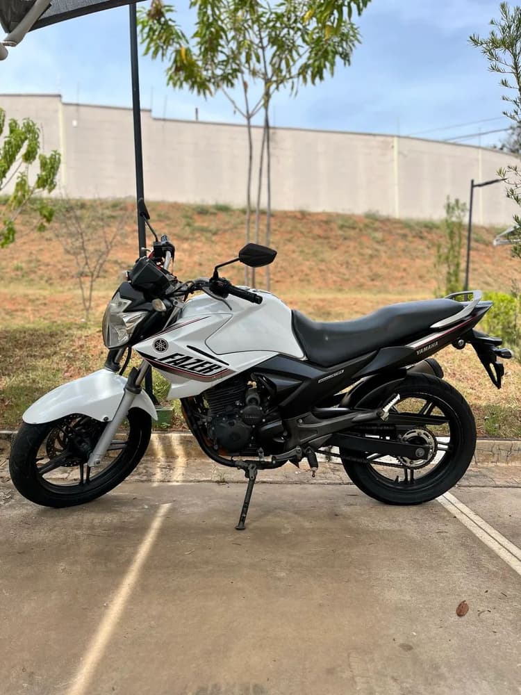 FAZER 250 BLUEFLEX 2015  