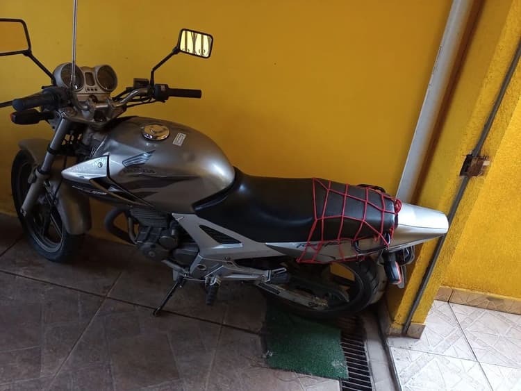 Moto a venda 