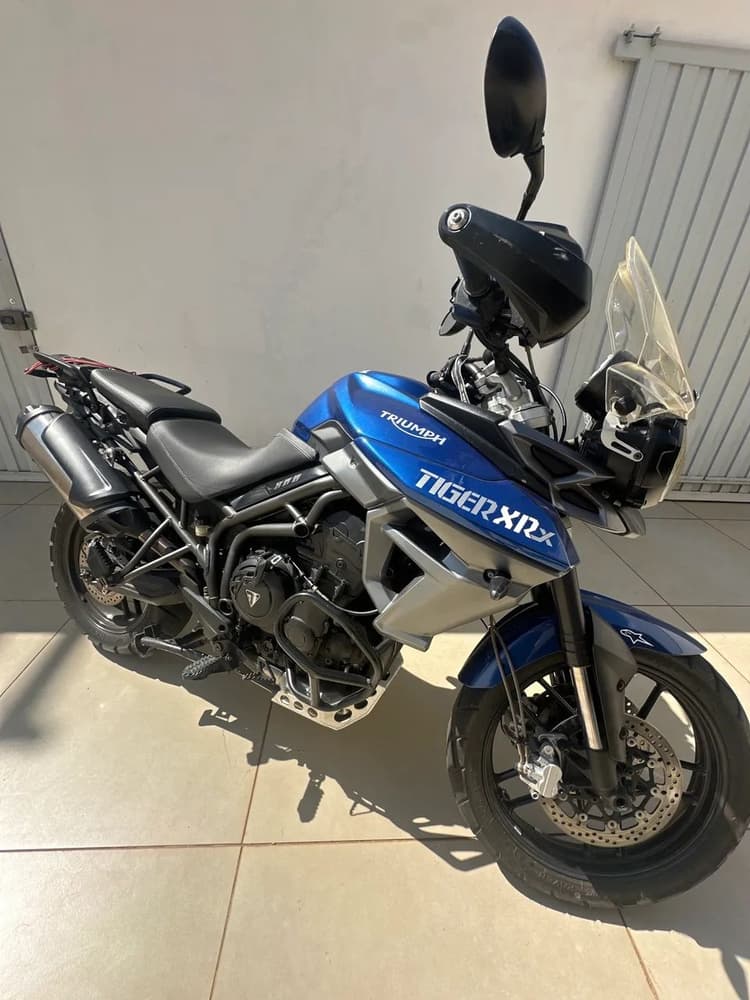 Triumph Tiger XRX 800