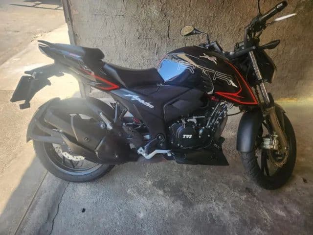 Apache RTR 200cc