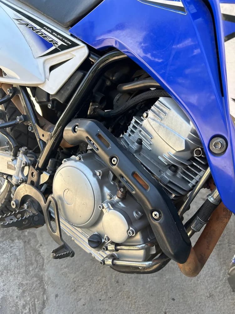 LANDER 250 XTZ