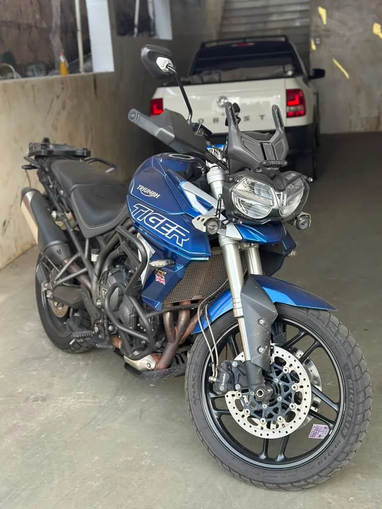 TRIUMPH  TIGER  800 XRT