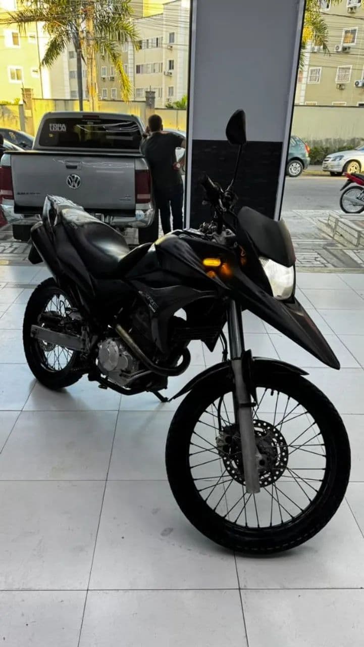 Xre 300 2012