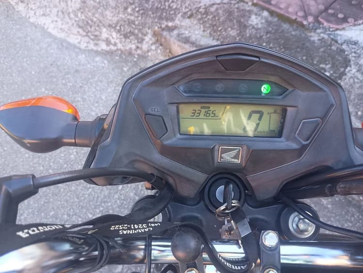 Moto Preta Fan 125  semi nova 