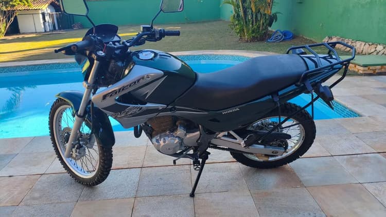 Falcon muito conservada