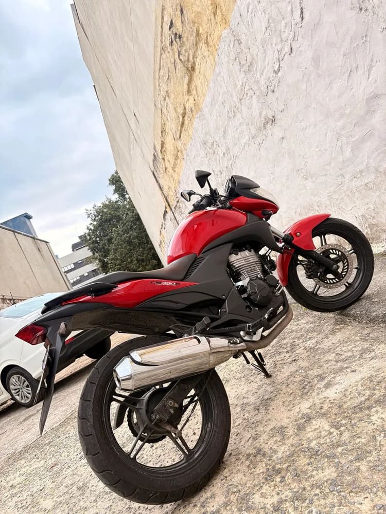 Honda CB300