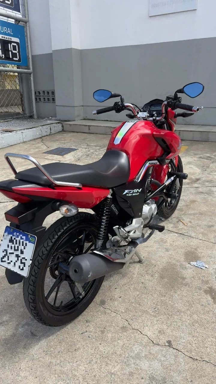 Moto bem conservada 