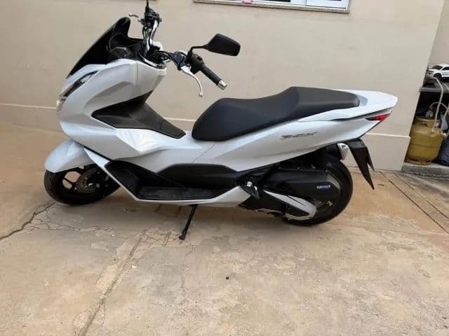 pcx 2025