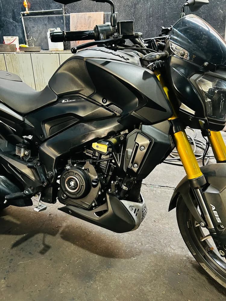Dominar 400