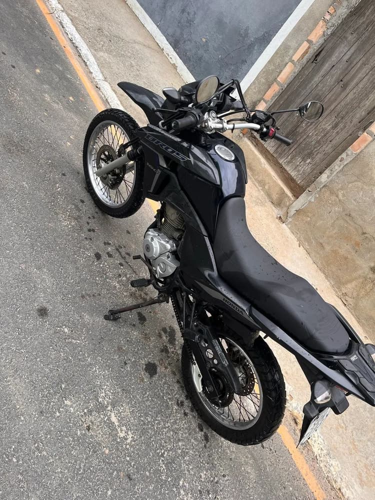 Honda bros 