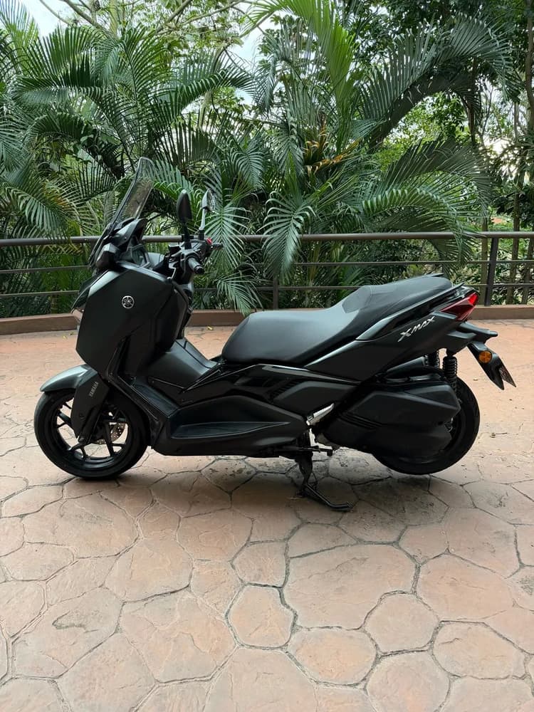 Xmax 250 Connected 2025
