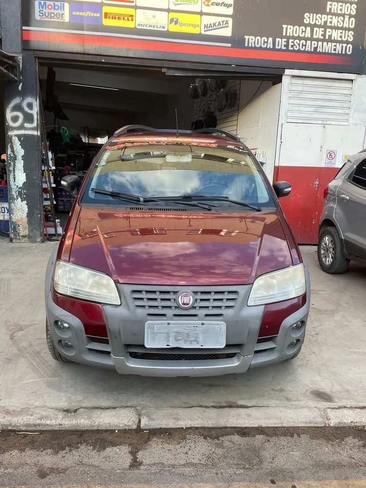 Fiat Idea Adv./ Adv.lock.dualogic 1.8 Flex 5P 2010