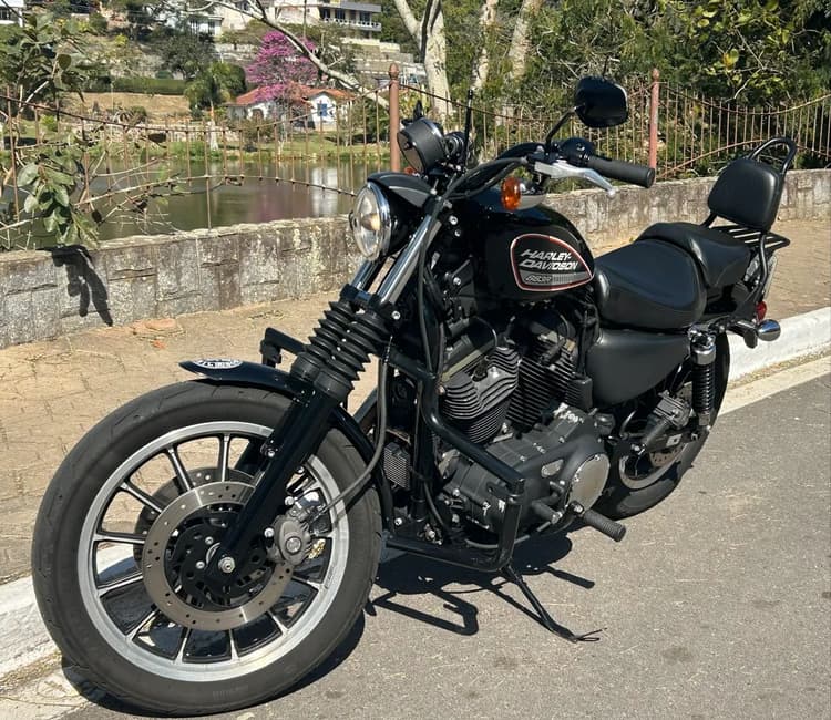 Harley 883 2011