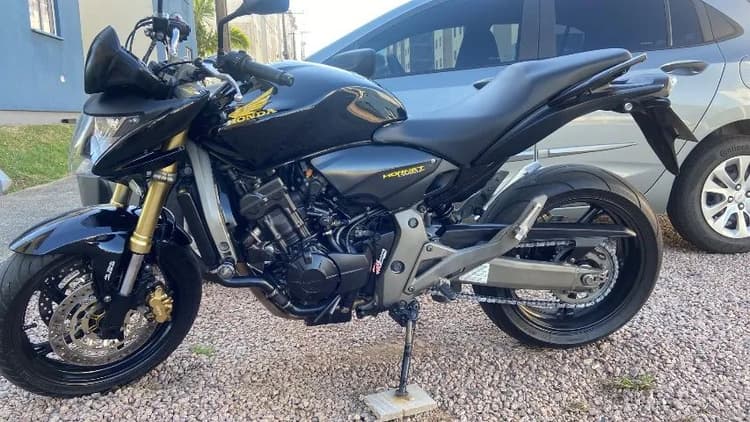 HORNET 2010 COM ABS