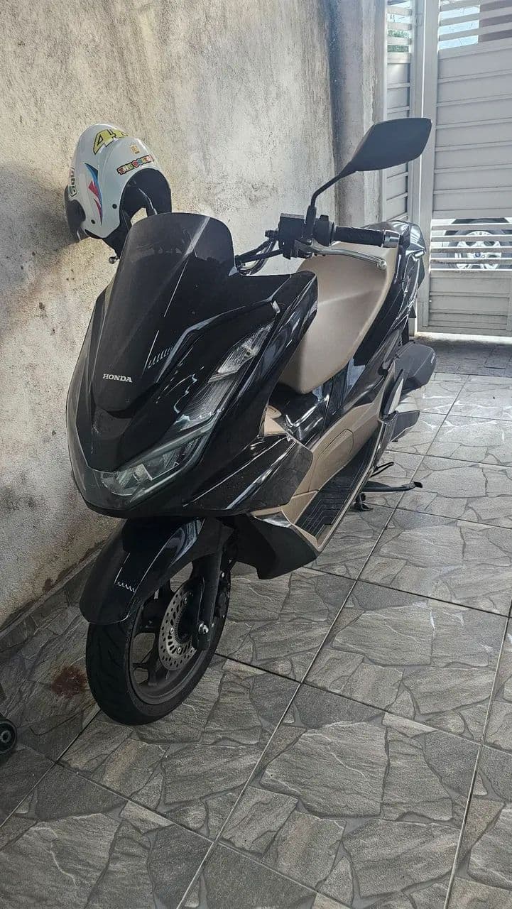 PCX 160 DLX