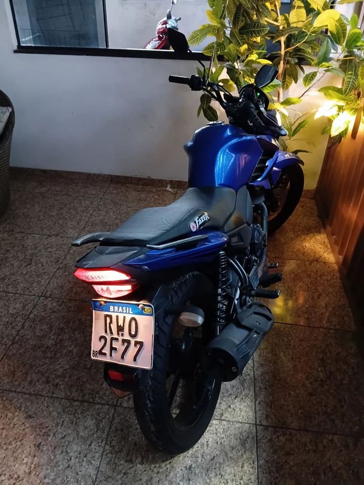 VENDO FEZAR 150 CTT980470210