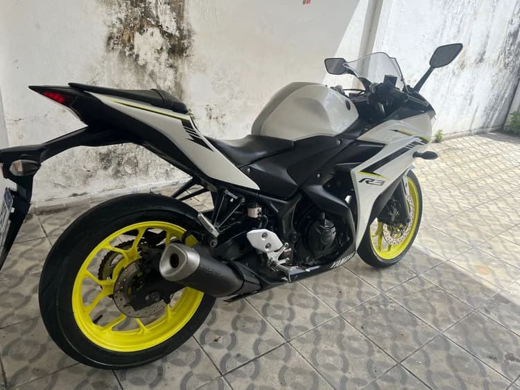 R3 2018/19
