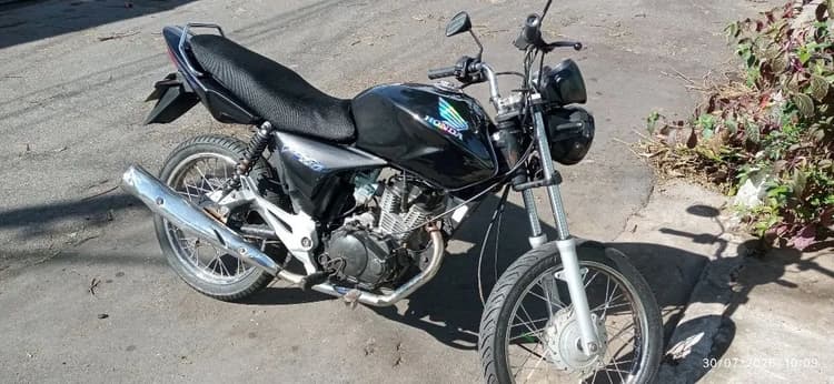 Titan 150