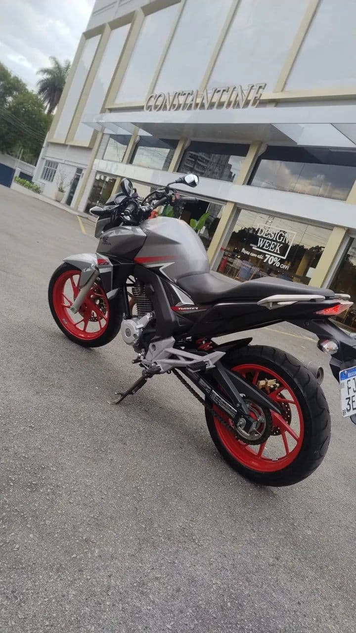 Cb Twister 2018 