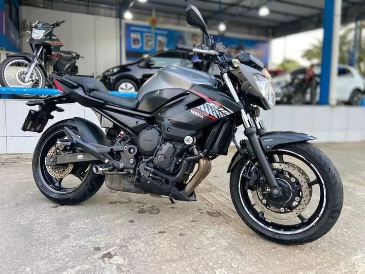 YAMAHA XJ6 N ABS 2019