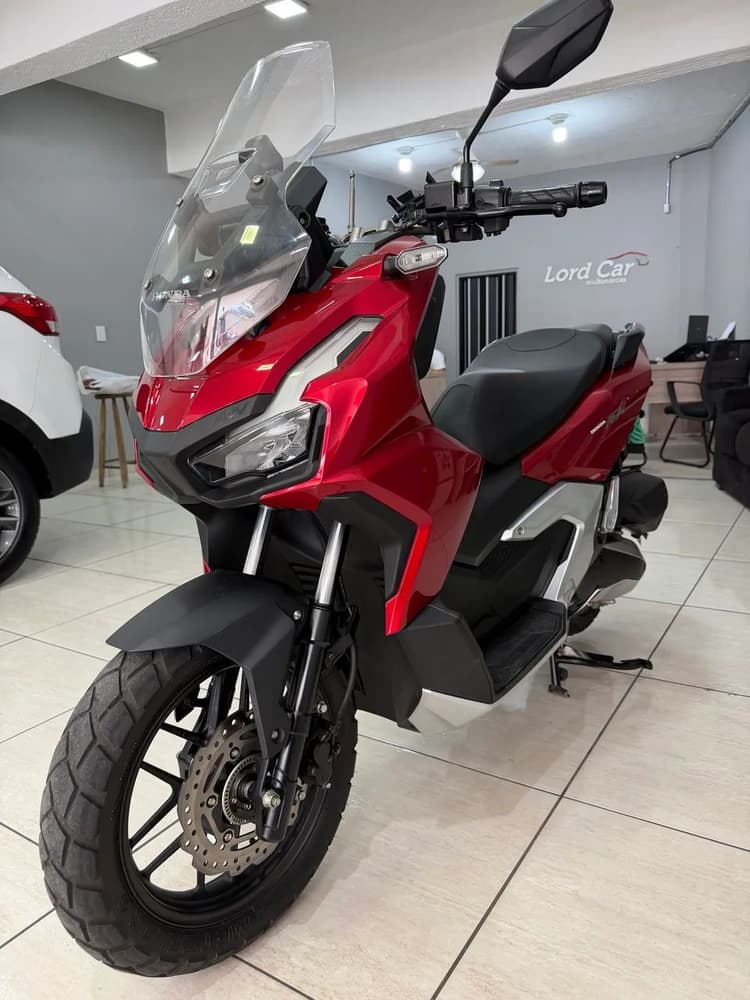 ADV 160