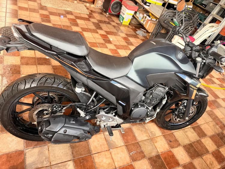 Fazer 250 semi nova 