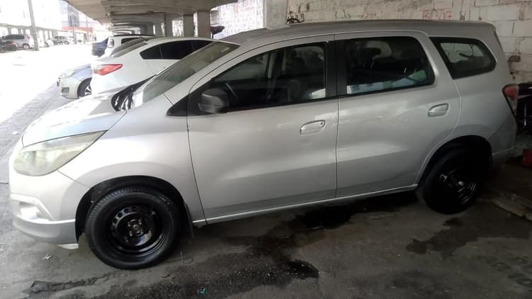 Chevrolet Spin LT 1.8 8V Econo.flex 5P Mec. 2016