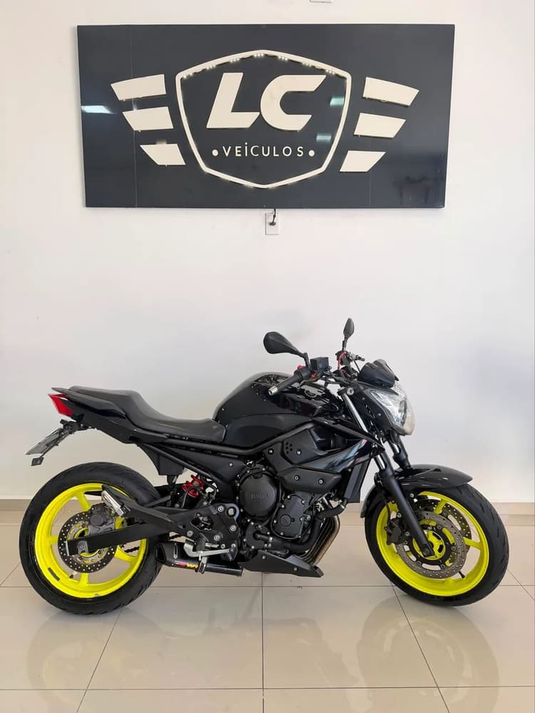 XJ6 ano 2012
