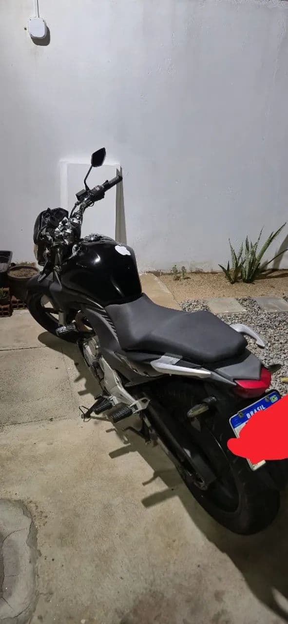 Honda Cb300 2010