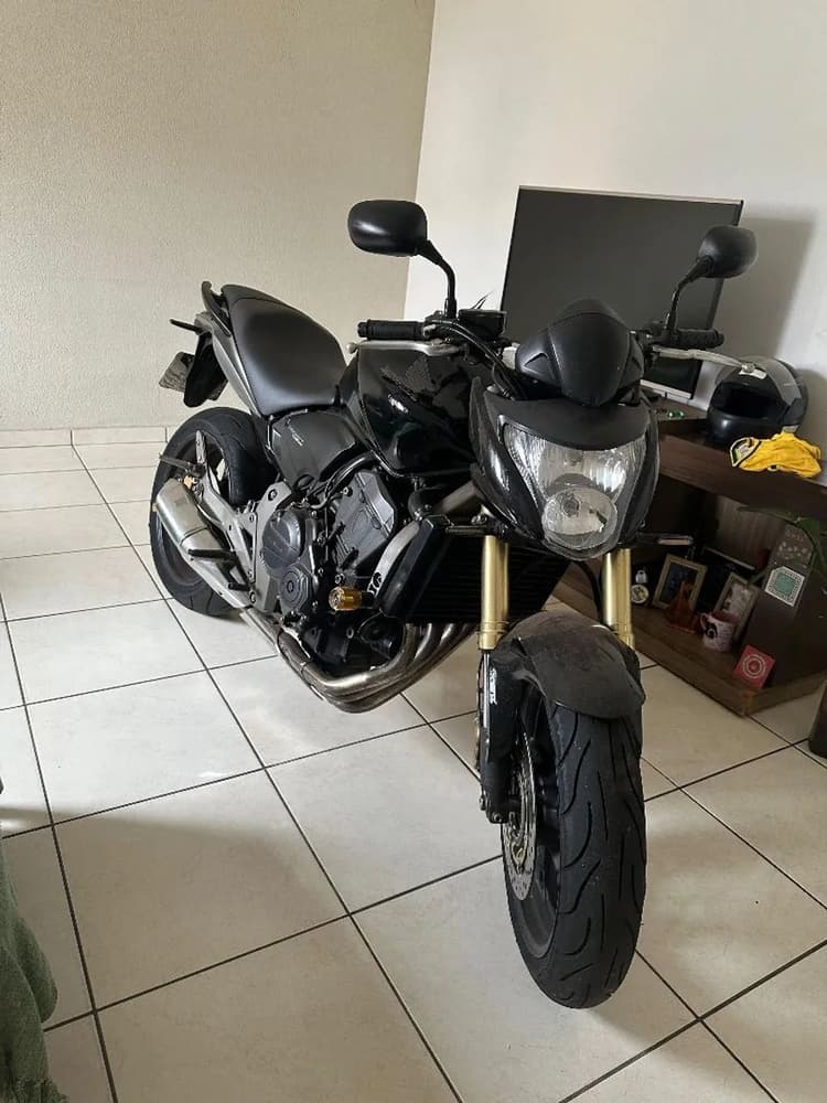 HORNET 2008 abs - COMPLETA 