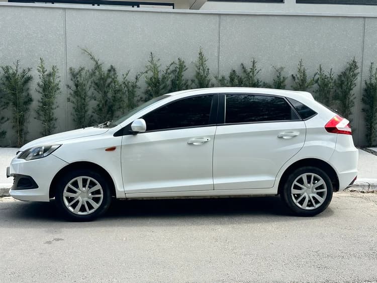 Chery Celer Hatch 1.5 16V Flex 5P 2015