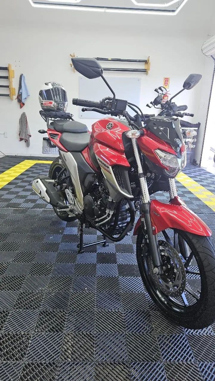 Fz 25 2021 moto simplesmente pegar e andar