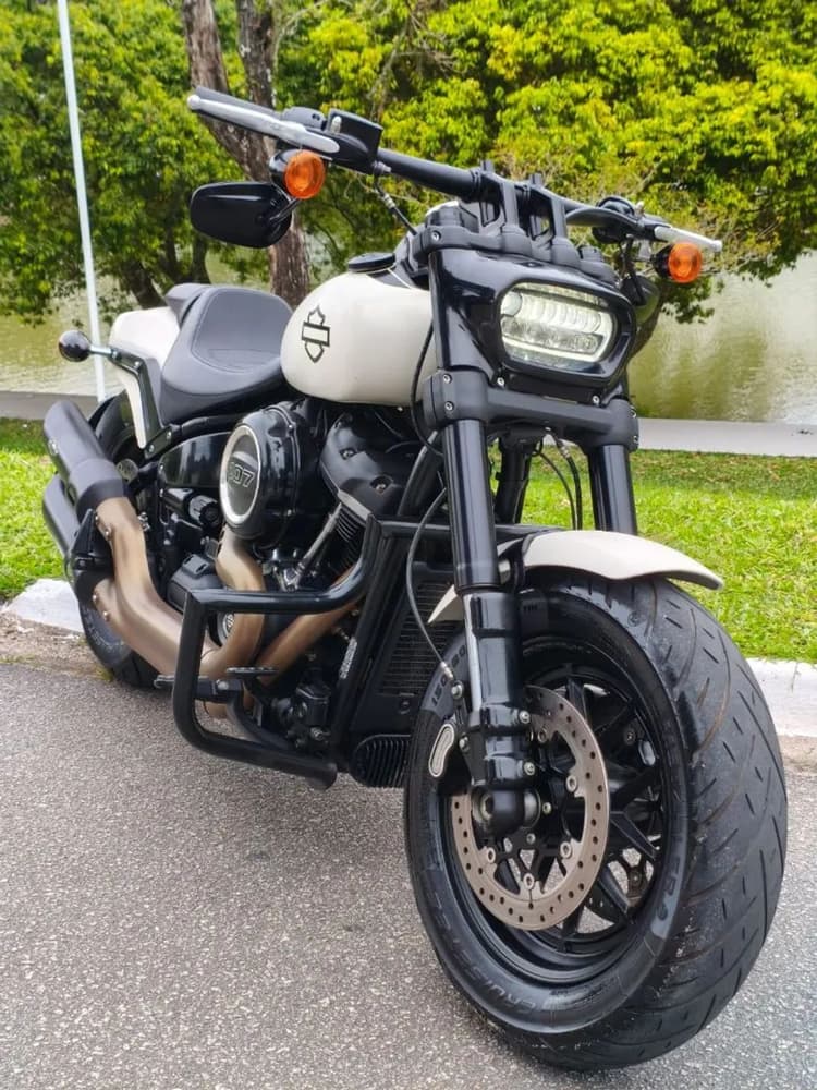 Fat Bob 2018 linda sem detalhes!