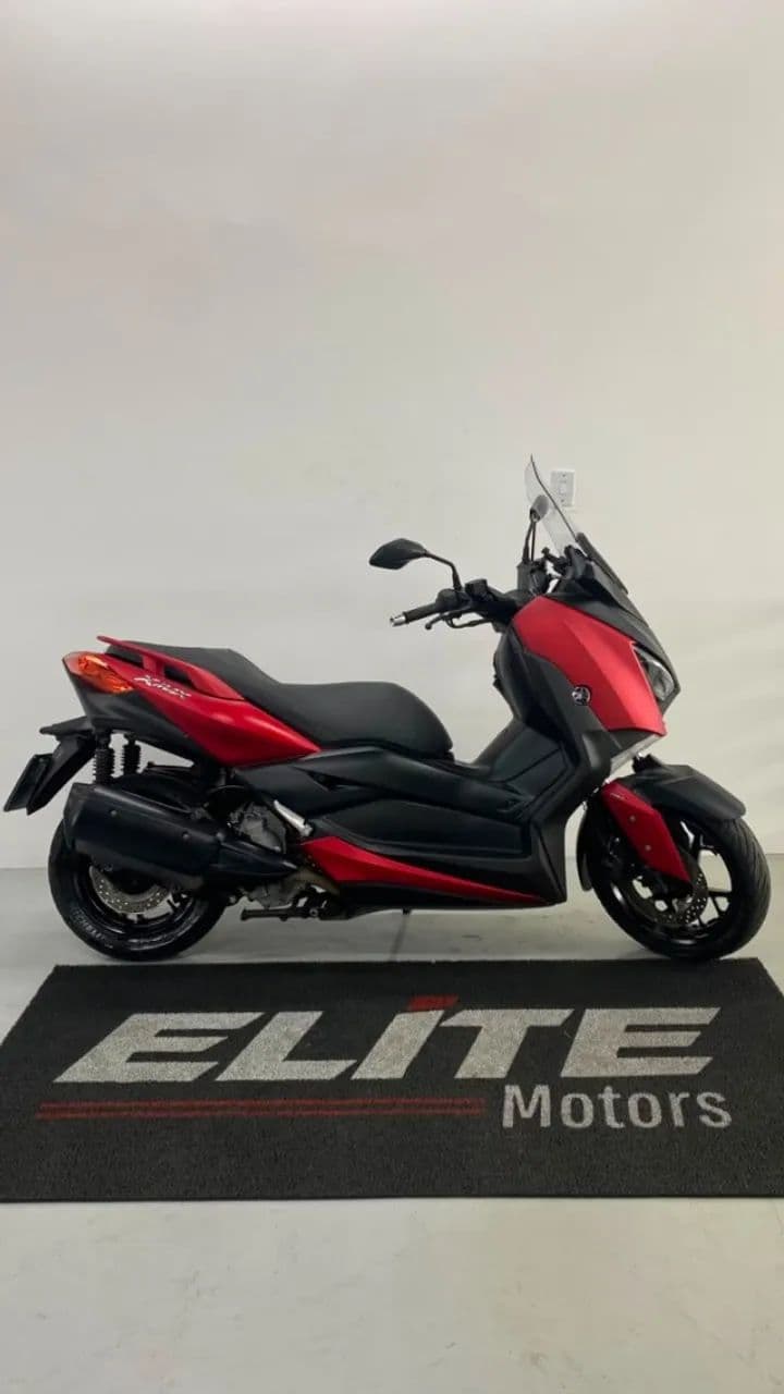 XMAX 250 ZERADA