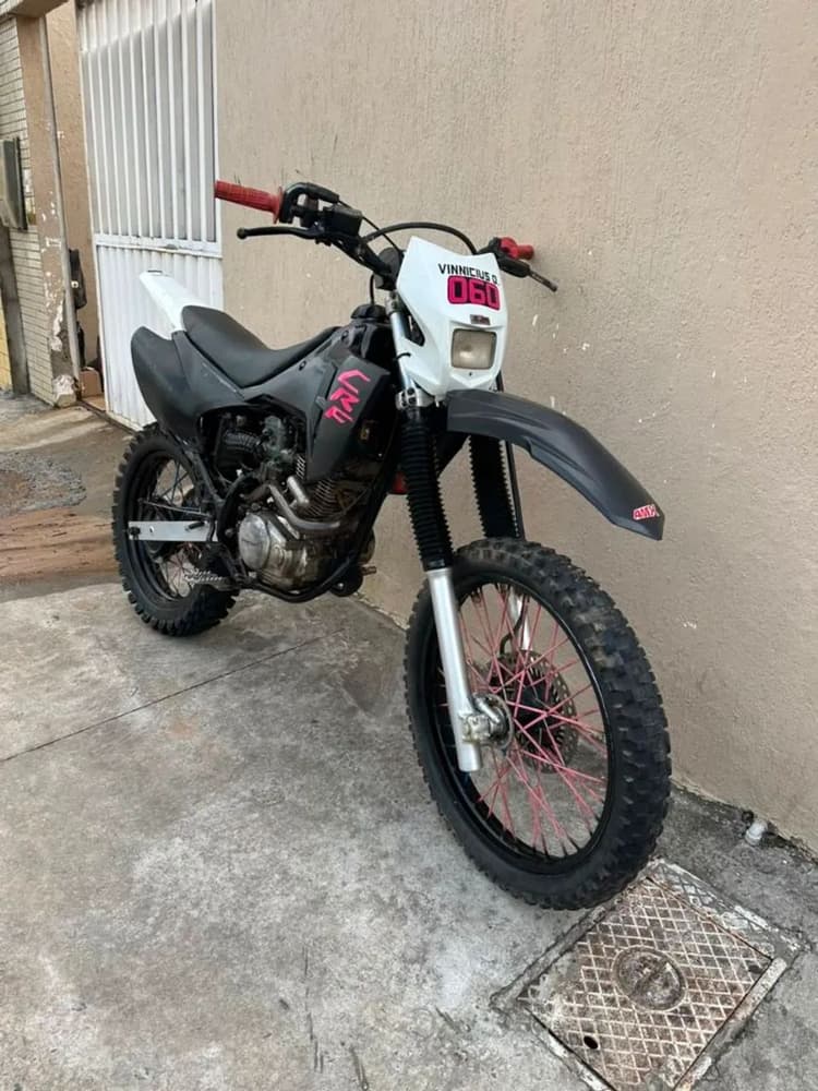 Moto de Trilha 