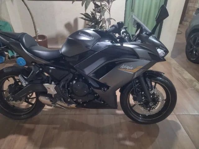 Ninja 650 novíssima 