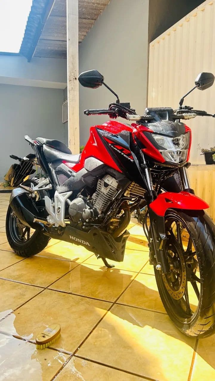 Twister 300F 