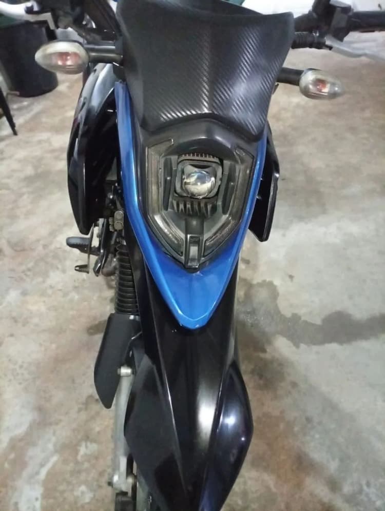 Crosser semi nova com menos de 50 mil Km 