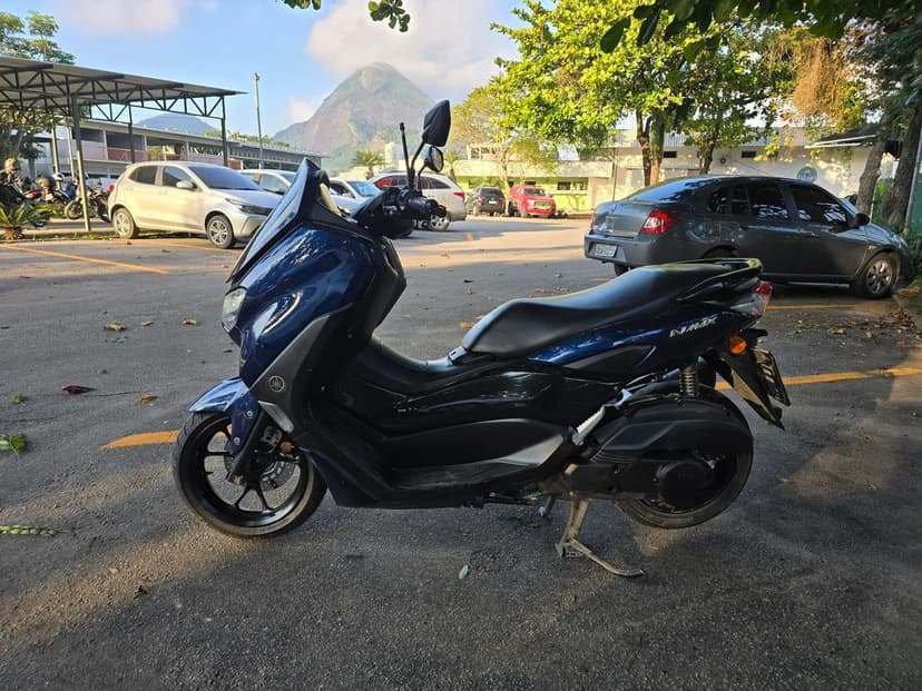 NMAX 160 ABS
