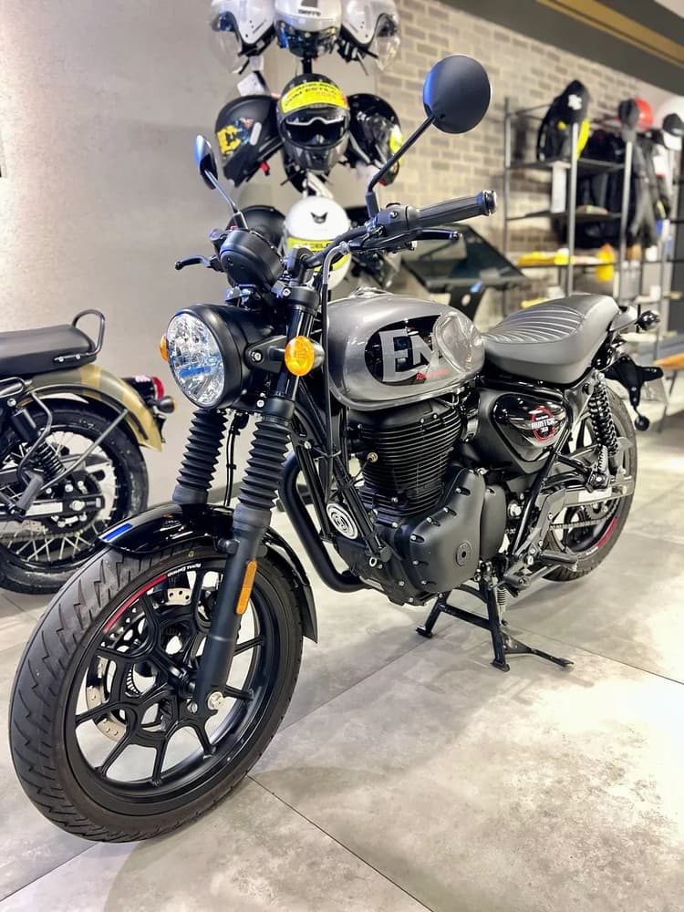 Hunter 350 Dapper Grey 