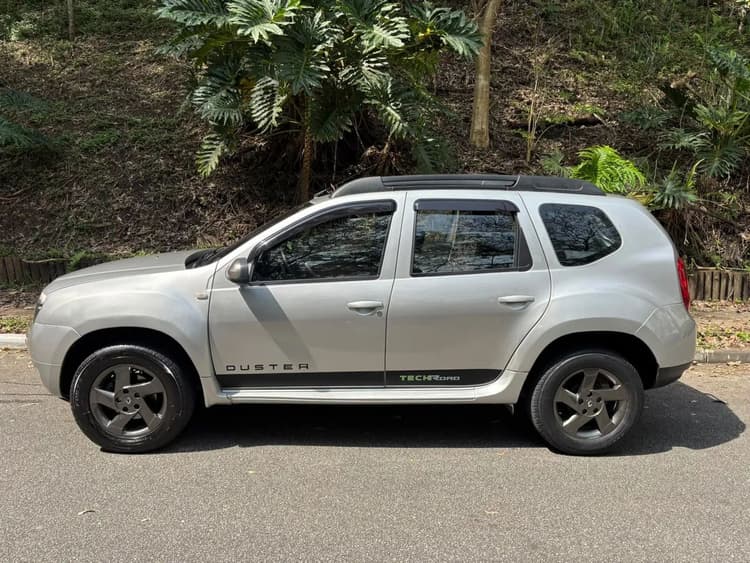 Renault Duster Dynamique 2.0 Hi-flex 16V Mec. 2015