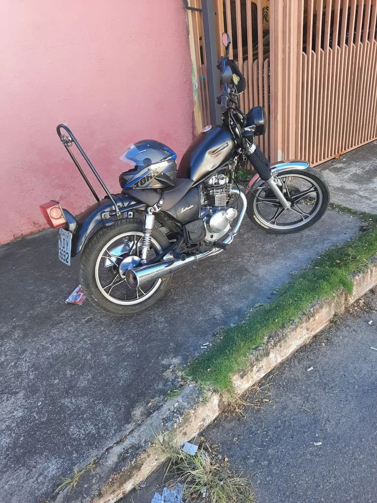 Intruder 125 custom 