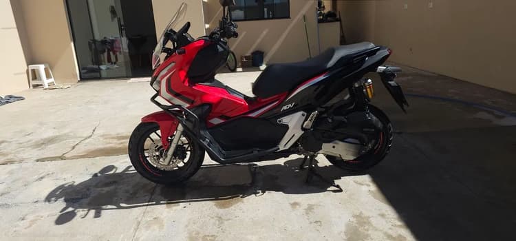Vendo ADV 150 