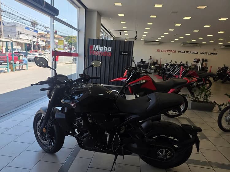 CB 1000 Black Edition - Zero