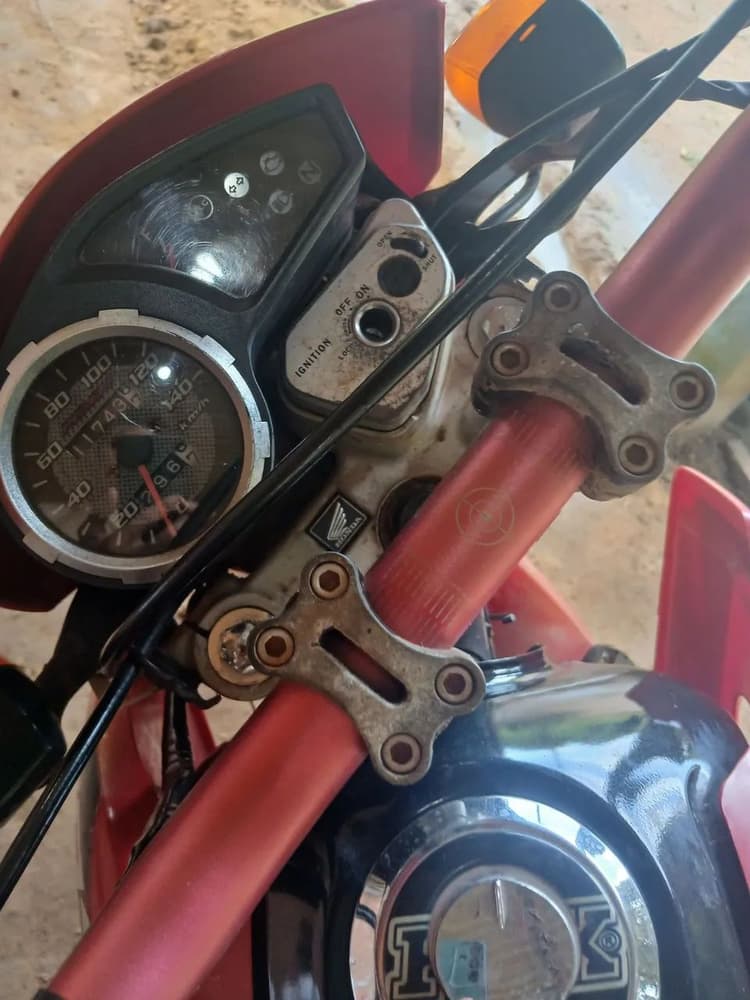 Moto broz 150 2012