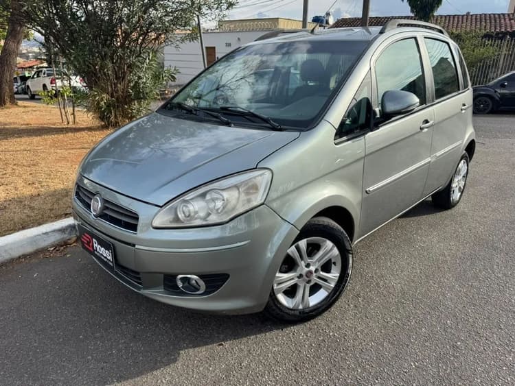 Fiat Idea Attractive 1.4 Fire Flex 8V 5P 2013