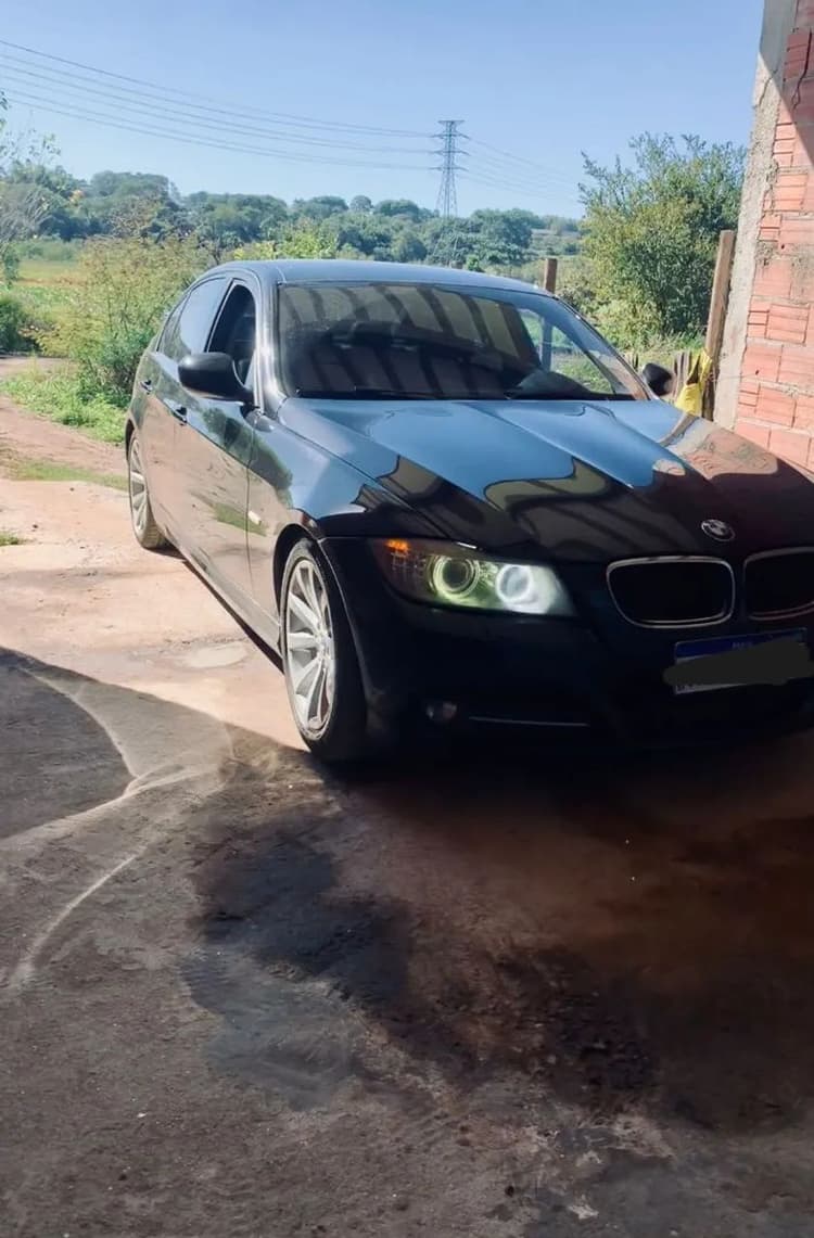 BMW 320I A 2010