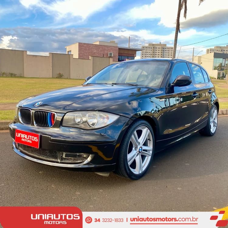 BMW 118IA 2011