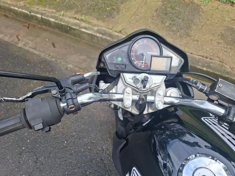 CB300